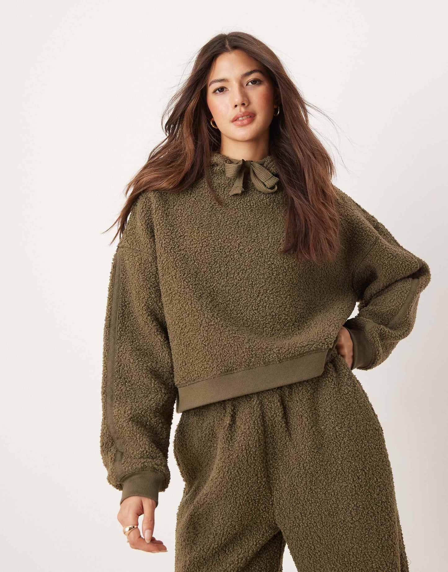 Ensemble sweat à capuche et pantalon large