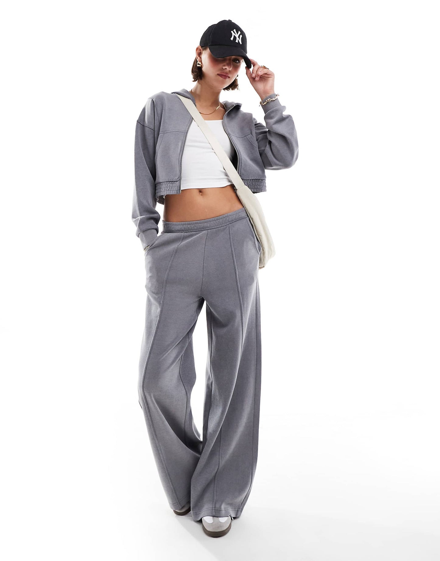 Sweat à capuche doux au toucher