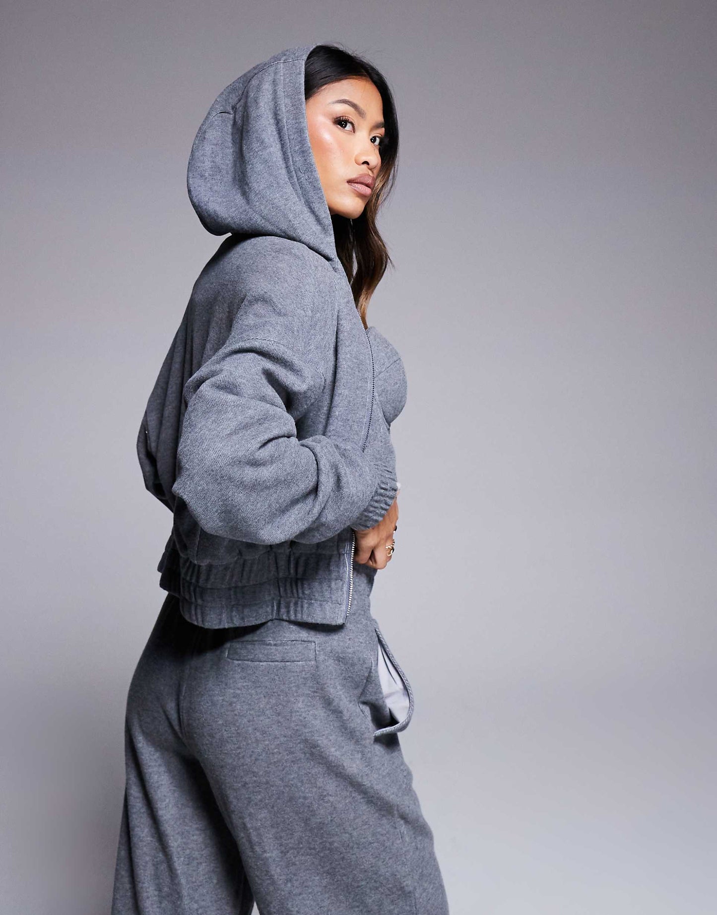 Ensemble sweat à capuche court zippé