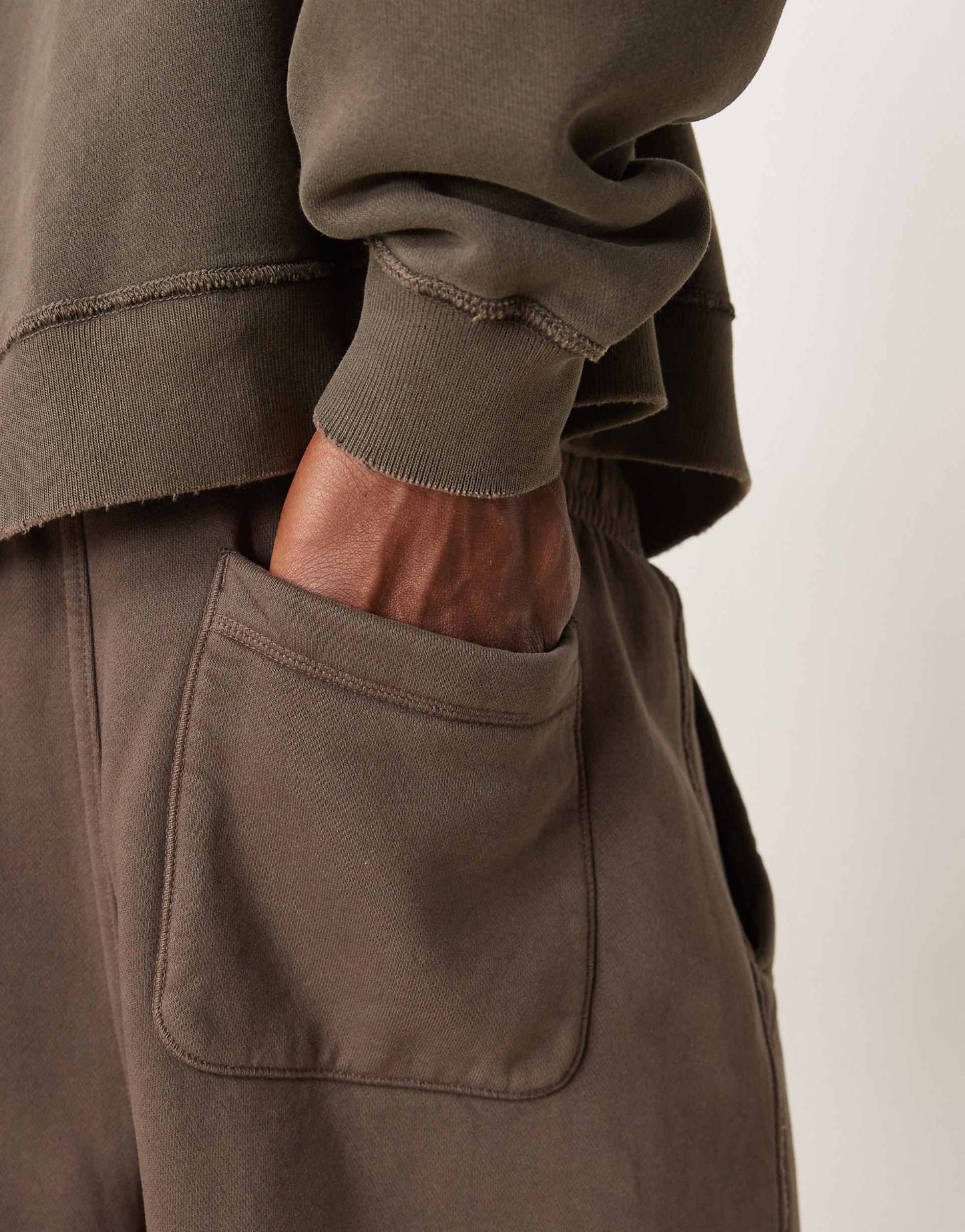 Pantalon de jogging à ourlet ouvert