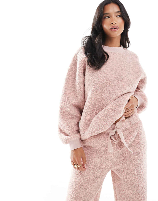 sweat et pantalon ample en imitation peau de mouton