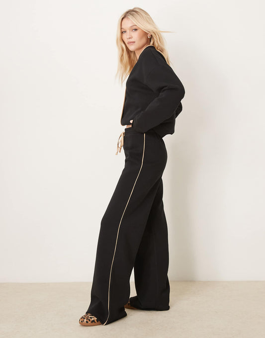 ensemble jogging sweat jambe large à coutures contrastantes en noir