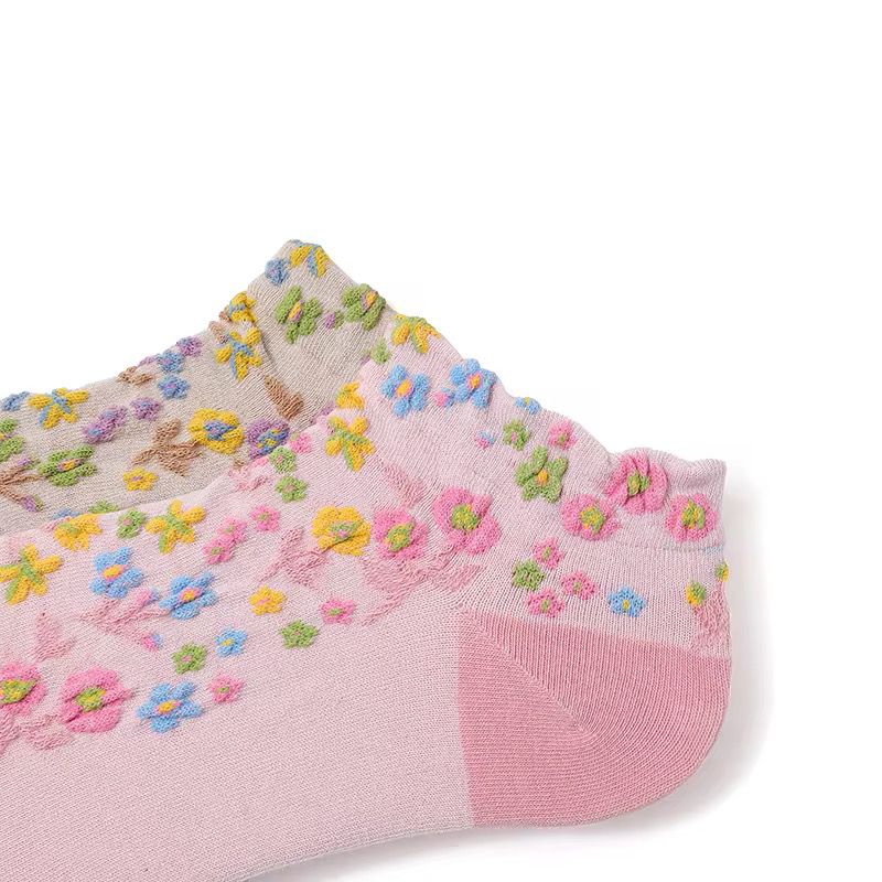 Paire de socquettes brodées de fleurs