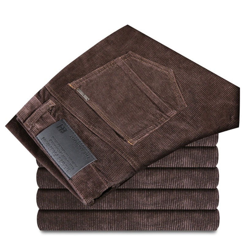 Pantalon slim en velours côtelé pour homme
