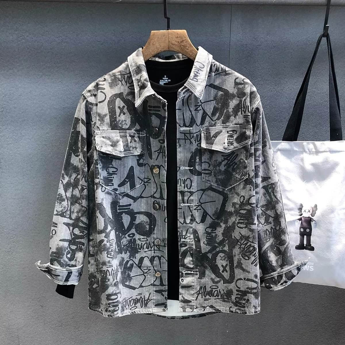 Veste en jean streetwear à imprimé graffiti pour homme